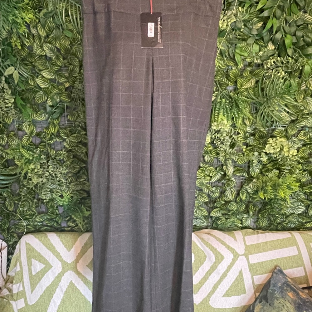 The Limited Gray Dress Pants with Pleats and Crease